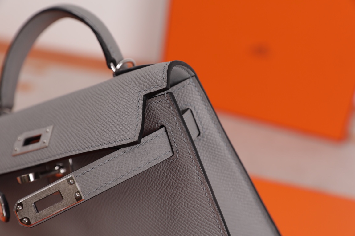 에르메스 미니 켈리백 그레이 은장 앱송